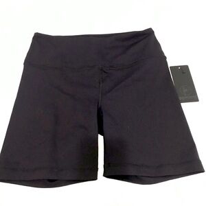 NWT 90 Degrees Black Women's Shorts Size L